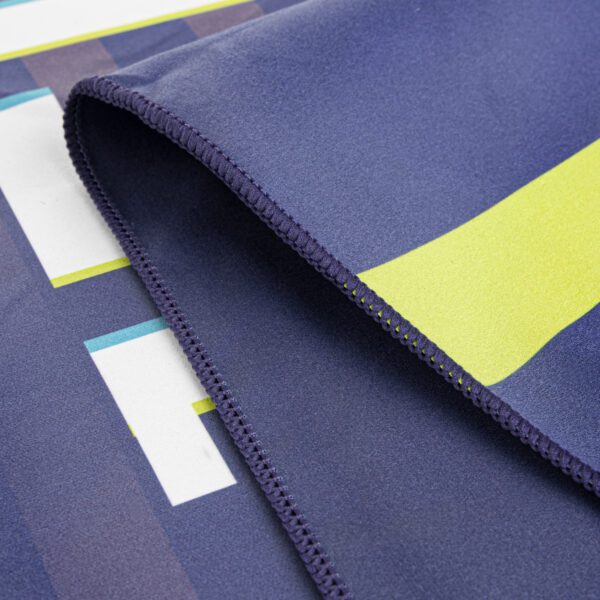 Sneldrogende handdoek Spokey GAME OVER 80x160 cm blauw