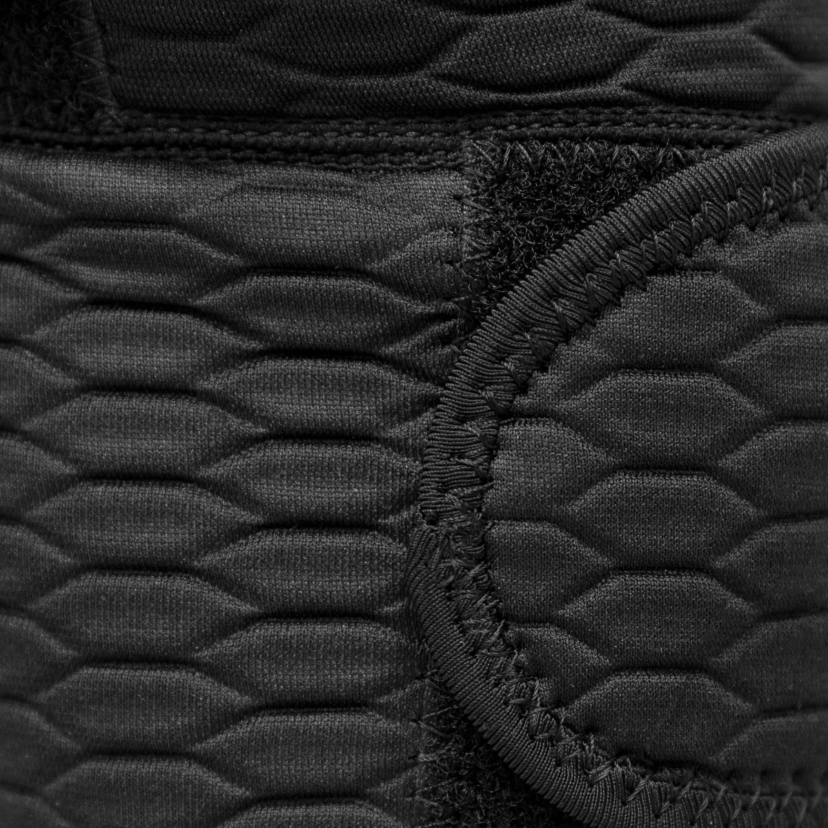 Universele elleboogbrace zwart Universele elleboogbrace zwart