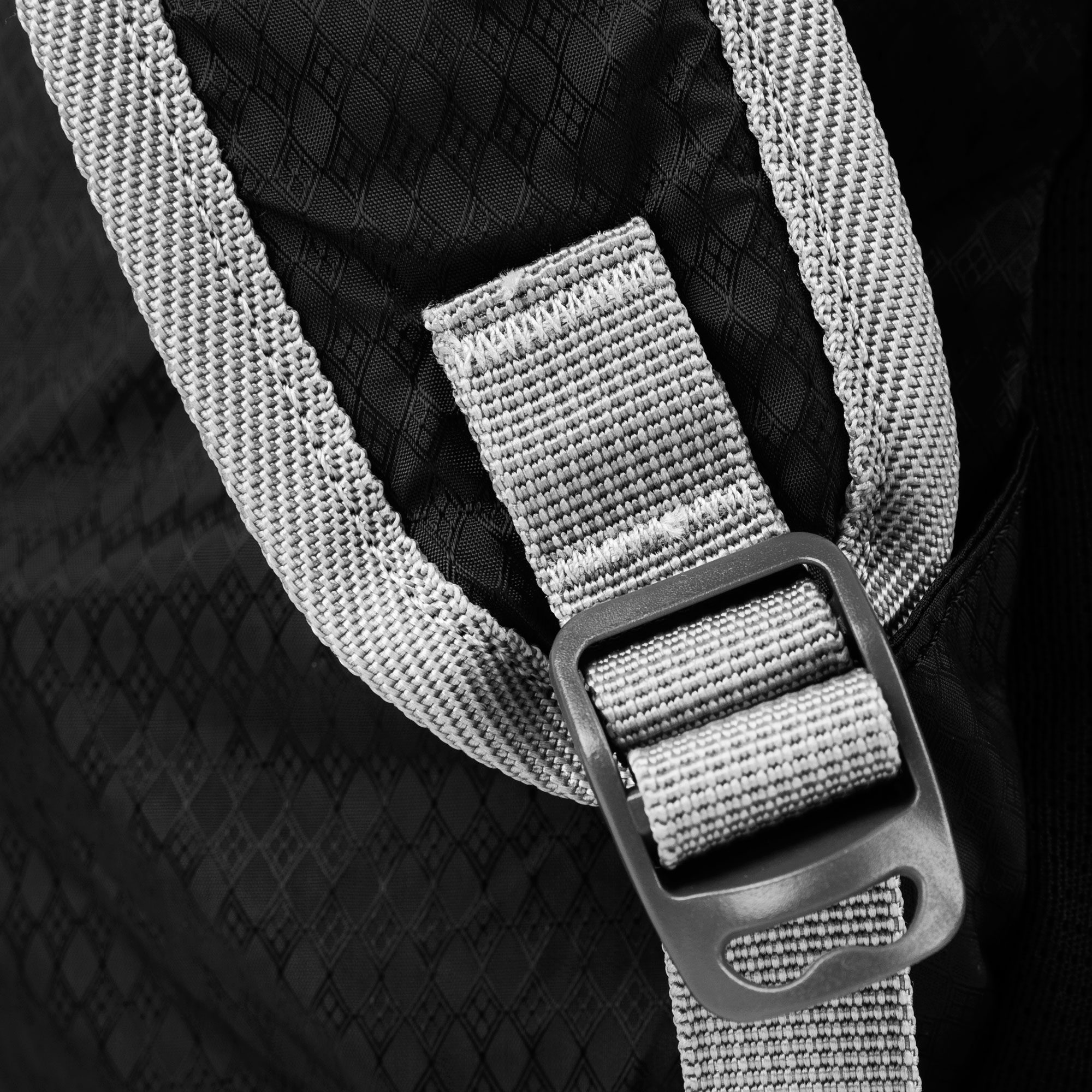 Vouwbare rugzak zwart 18L waterdicht - Spokey HIDDEN PEAK Vouwbare rugzak zwart 18L waterdicht - Spokey HIDDEN PEAK