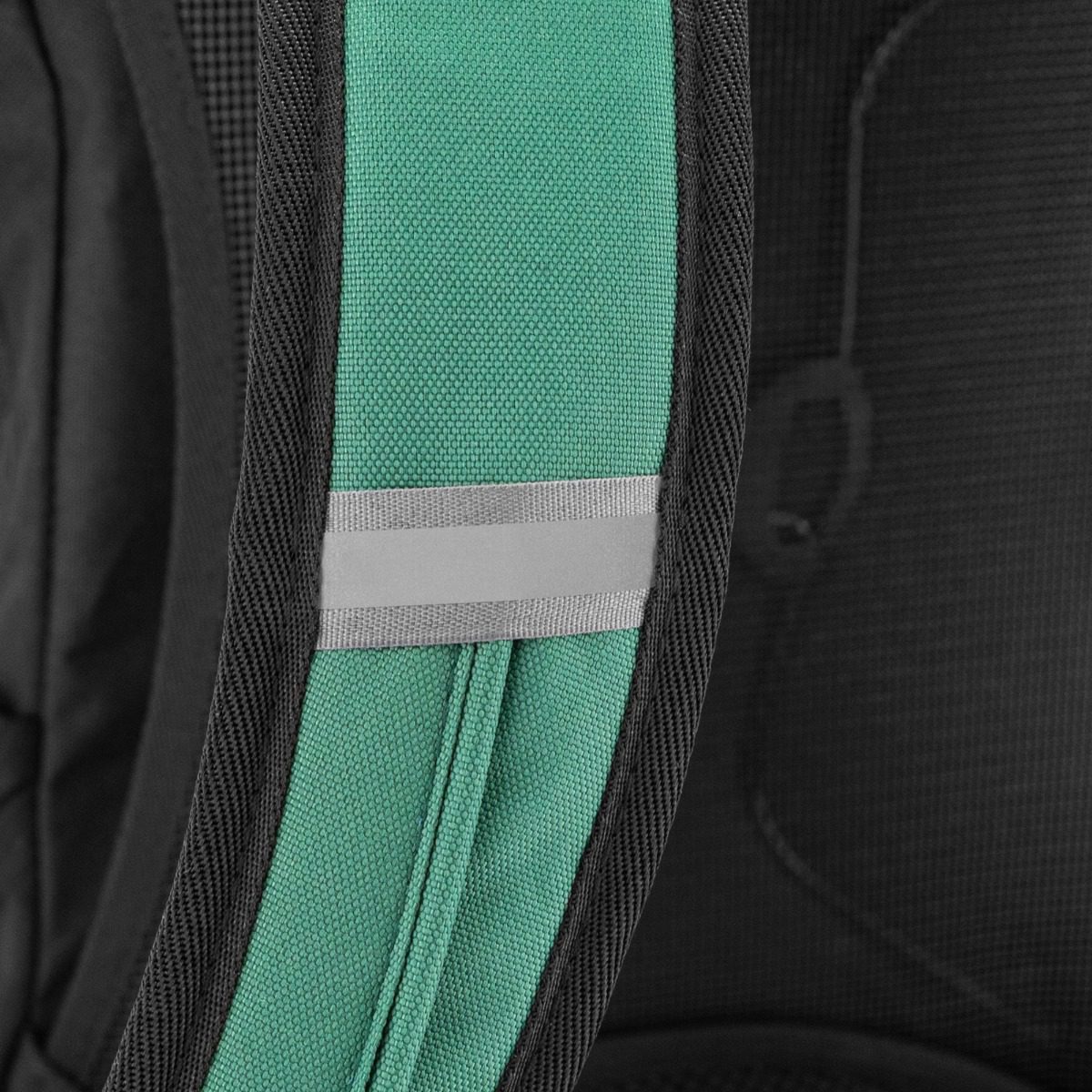 Spokey BUDDY 35L groene hiking backpack met ventilatiesysteem Spokey BUDDY 35L groene hiking backpack met ventilatiesysteem